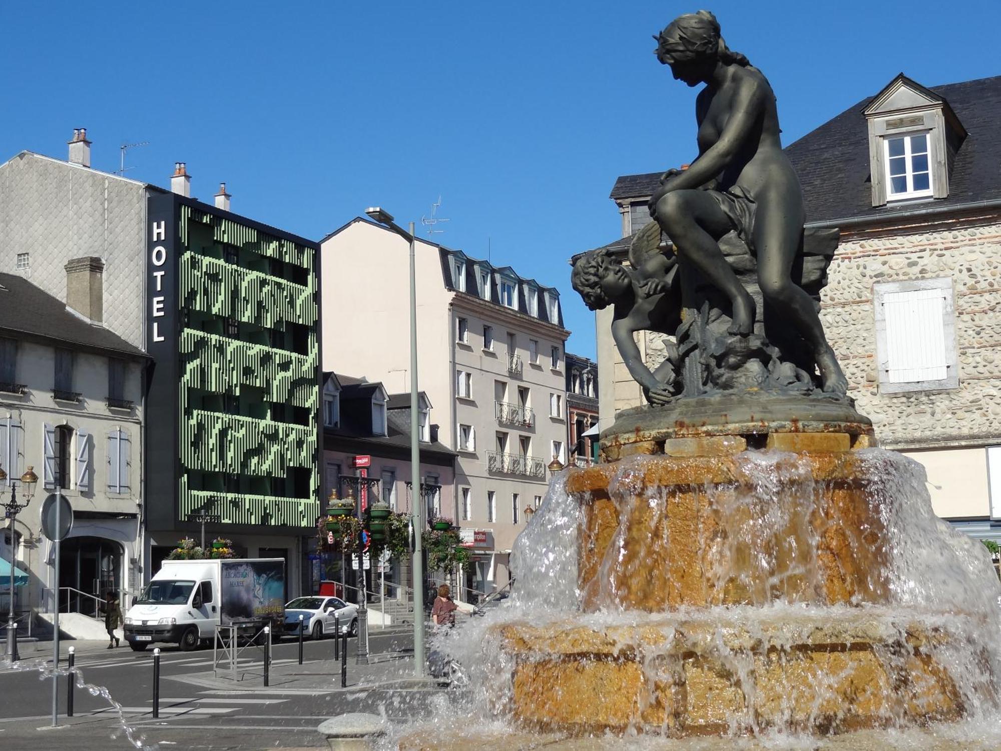 Cit'Hotel De La Marne Tarbes Exterior photo
