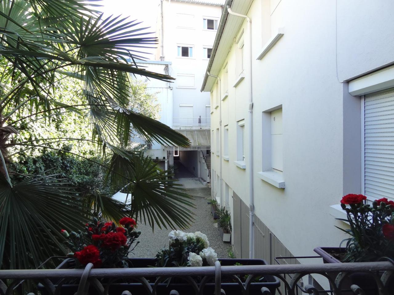 Cit'Hotel De La Marne Tarbes Exterior photo